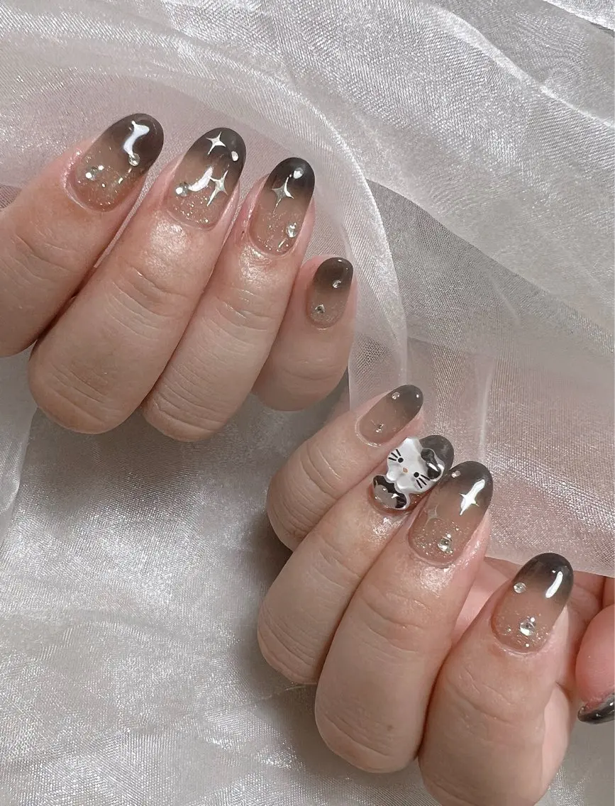 ネイル 韓国ネイル 赤色 ワンホンネイル ハンドネイル nail salon Lauleaのネイルデザイン