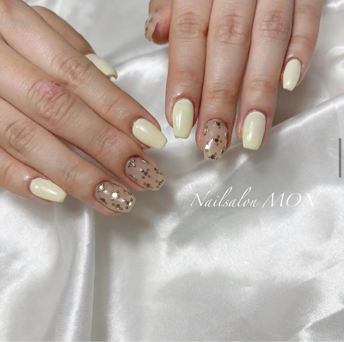ネイル ストーンネイル ハンドネイル Nailsalon MONのネイルデザイン