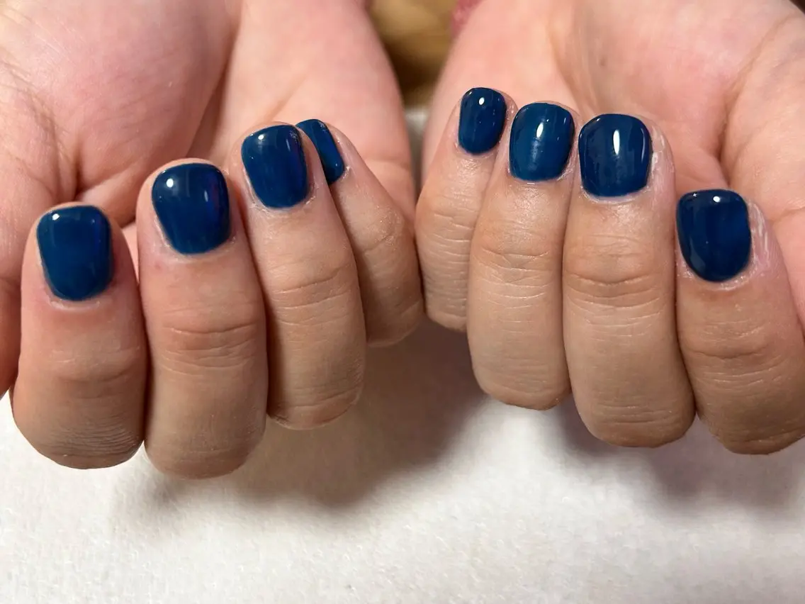 ネイル オーロラネイル フットネイル フレンチネイル ジェルネイル マグネットネイル mogunail &blowのネイルデザイン