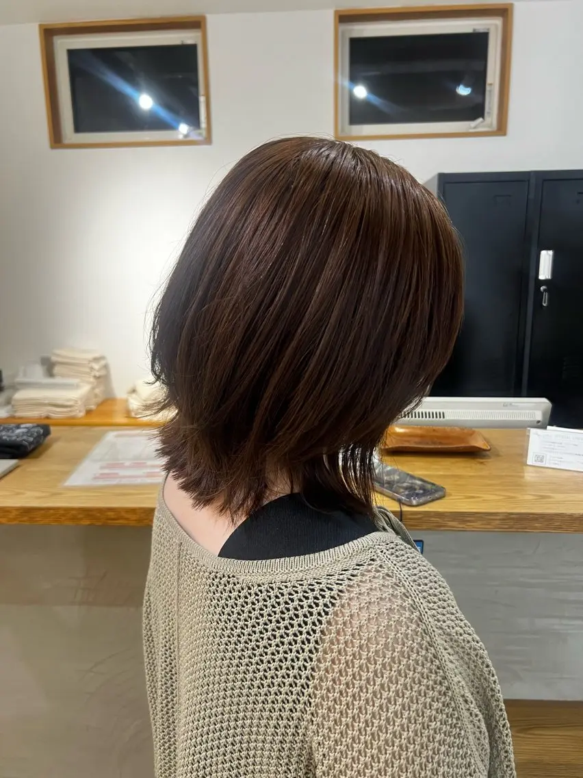 ミディアム ボブレイヤー ボブ レイヤーカット カット 浅岡 みちるのヘアスタイル