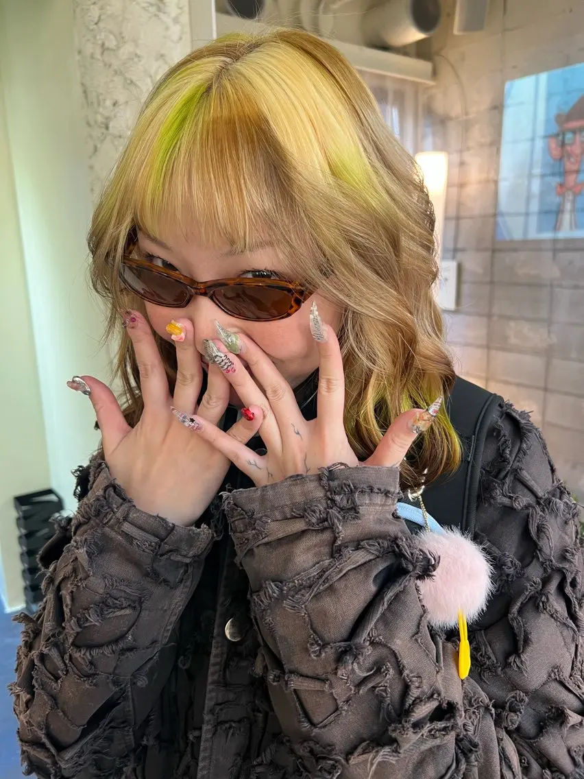 ロング カラー カット ヘアカラー 圧倒的デザイン力 店長🎨RENAのヘアスタイル