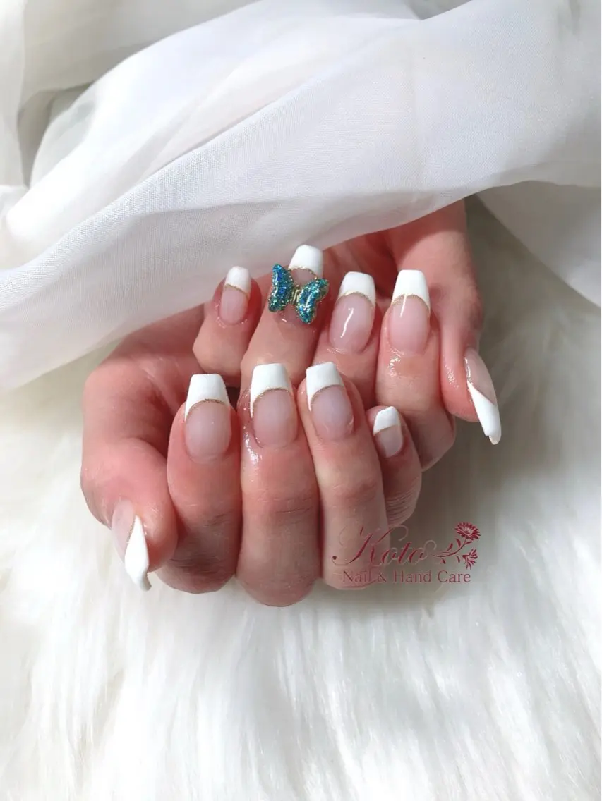 ネイル 長さ出し フレンチネイル ジェルネイル 持ち込み ニュアンスネイル ハンドネイル Nail Salon KOTOのネイルデザイン