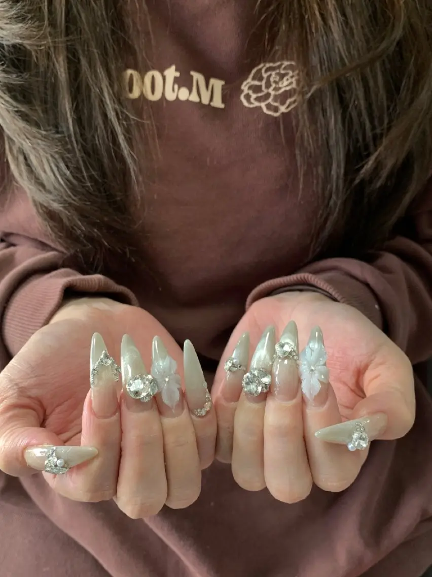 ネイル ZUZU AMEE NAILのネイルデザイン