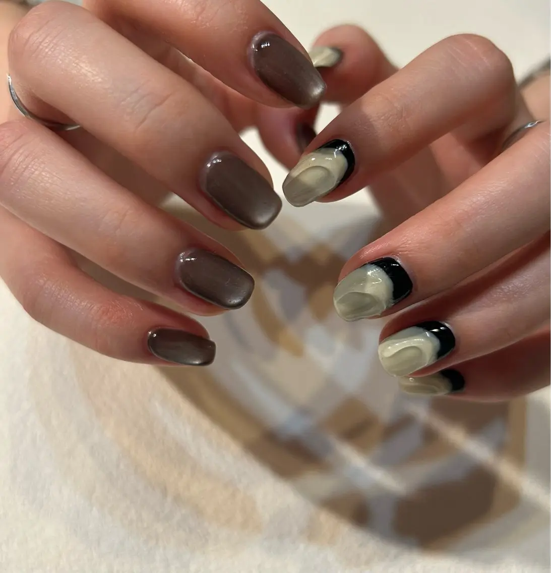 ネイル マグネットネイル spell nailのネイルデザイン
