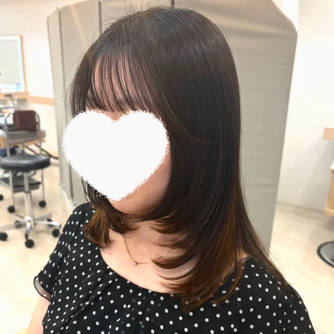 ミディアム レイヤーカット 杉山 愛のヘアスタイル