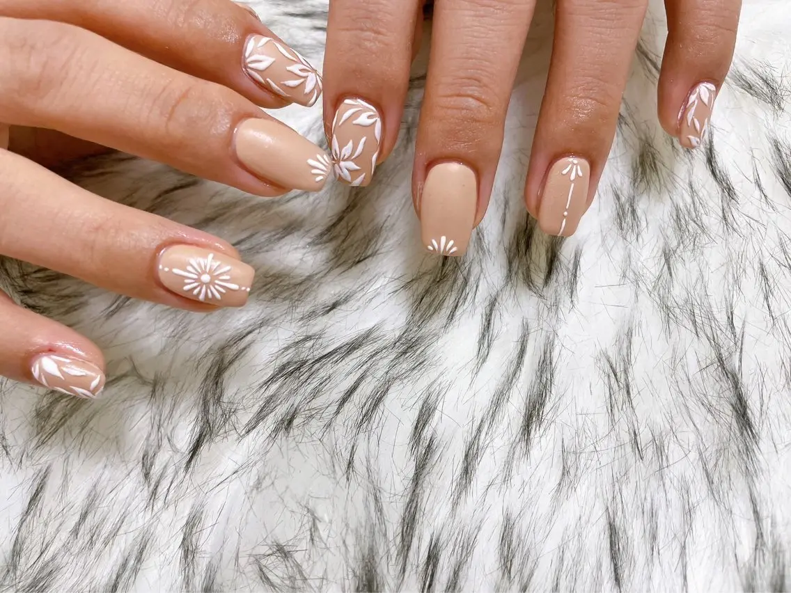 ネイル オーロラネイル フットネイル フレンチネイル ジェルネイル 韓国ネイル ハンドネイル kiki nail &brow二子玉川のネイルデザイン