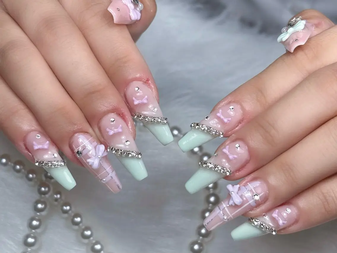 ネイル 長さ出し ロングネイル スカルプネイル スーパーロングネイル ハンドネイル Sully Nail  Labのネイルデザイン