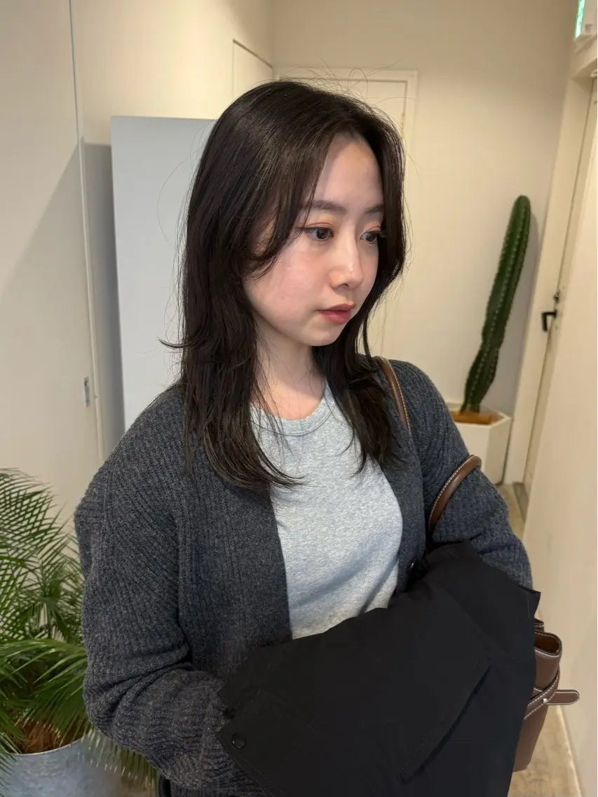セミロング カラー レイヤーカット カット ヘアカラー トリートメント 🟡ひろの/ツヤ カラー/髪質改善🟡のヘアスタイル