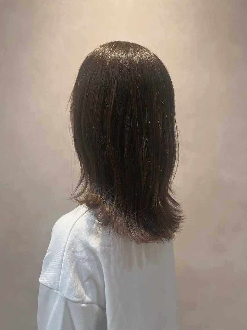 ミディアム カラー カット ヘアカラー トリートメント 城本 貴宏のヘアスタイル