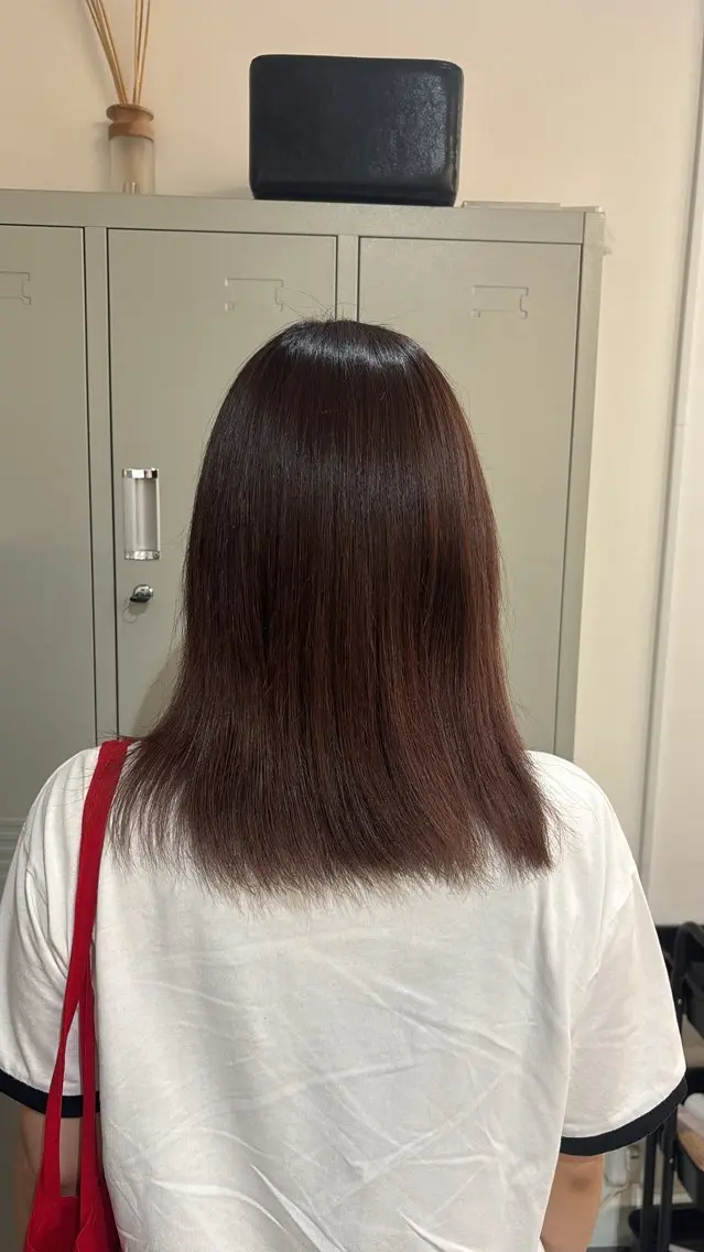 セミロング ヘアカラー トリートメント 🍈暗髪艶カラー /🥣韓国風カラーのヘアスタイル