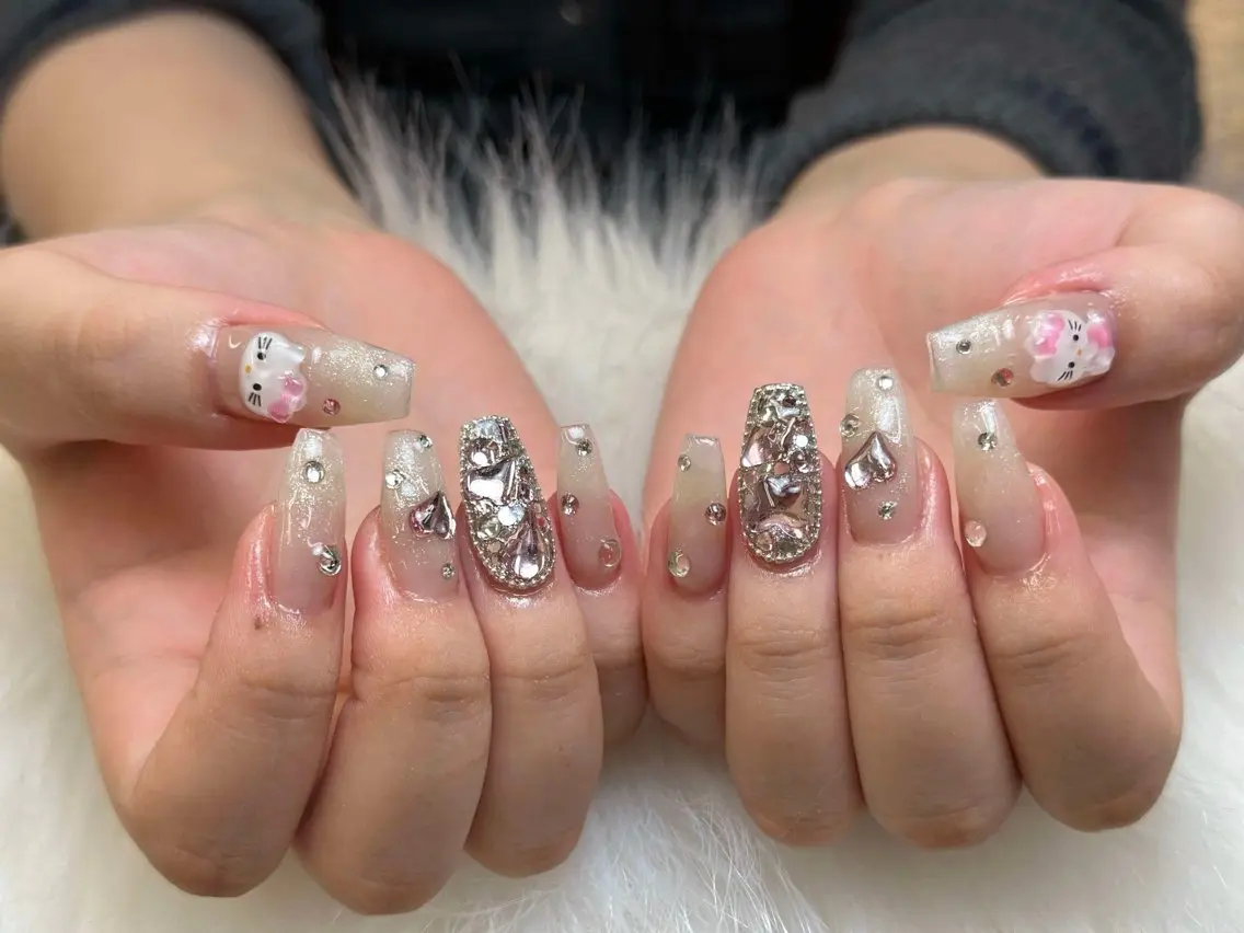 ネイル アートネイル グラデーション キラキラネイル ニュアンスネイル オフィスネイル Jenn Nail Salonのネイルデザイン