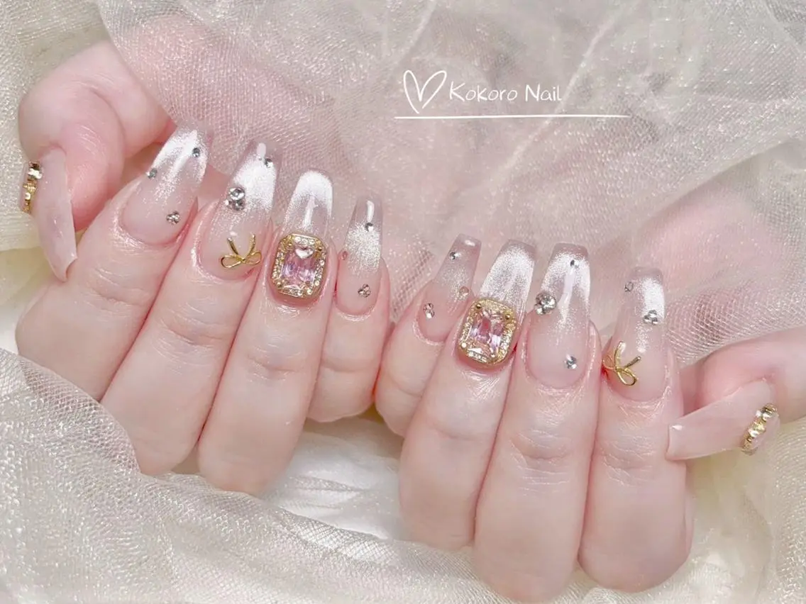 ネイル ハンドネイル ハンドケア 💫YANA 💫のネイルデザイン