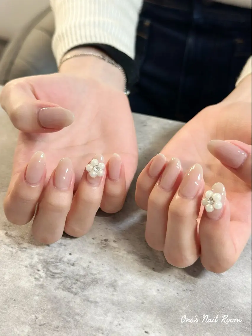 ネイル ハンドネイル One's Nail Roomのネイルデザイン
