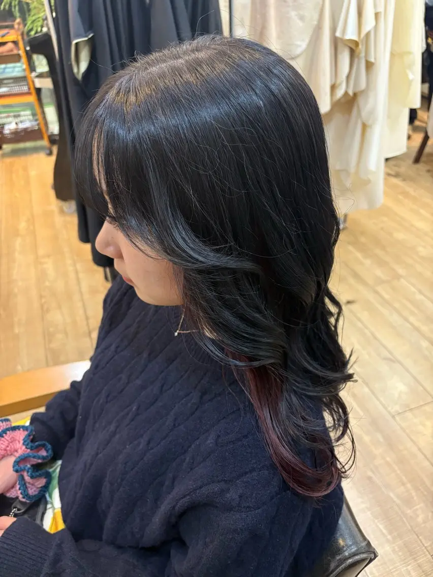 セミロング ヘアカラー 大谷 羽音のヘアスタイル