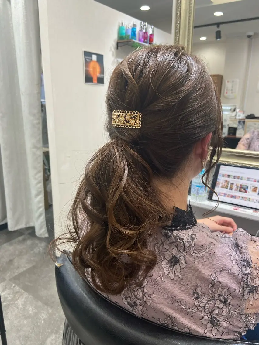 ロング ヘアアレンジ 籾木 美優のヘアスタイル