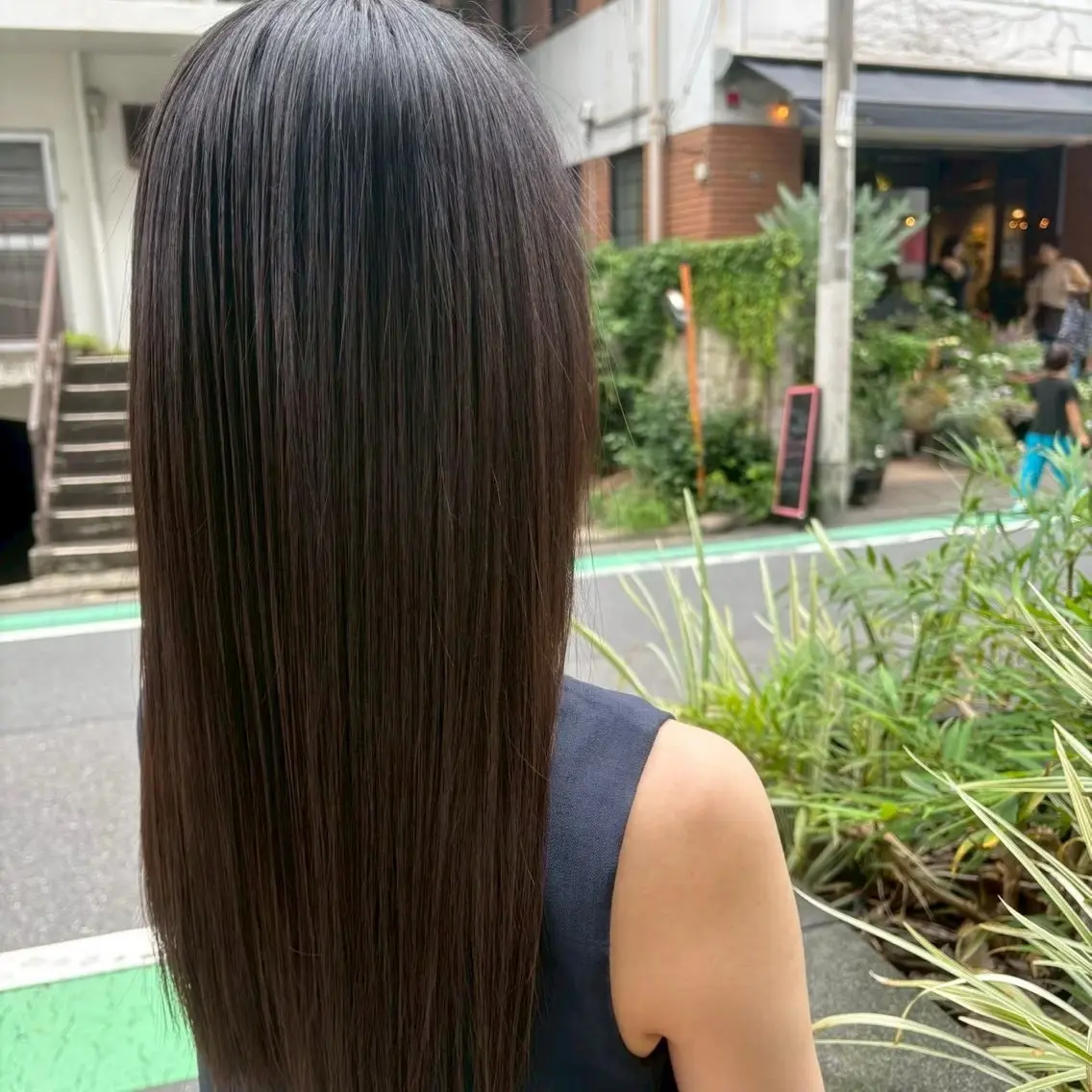 カラー 橋本 綾希のヘアスタイル