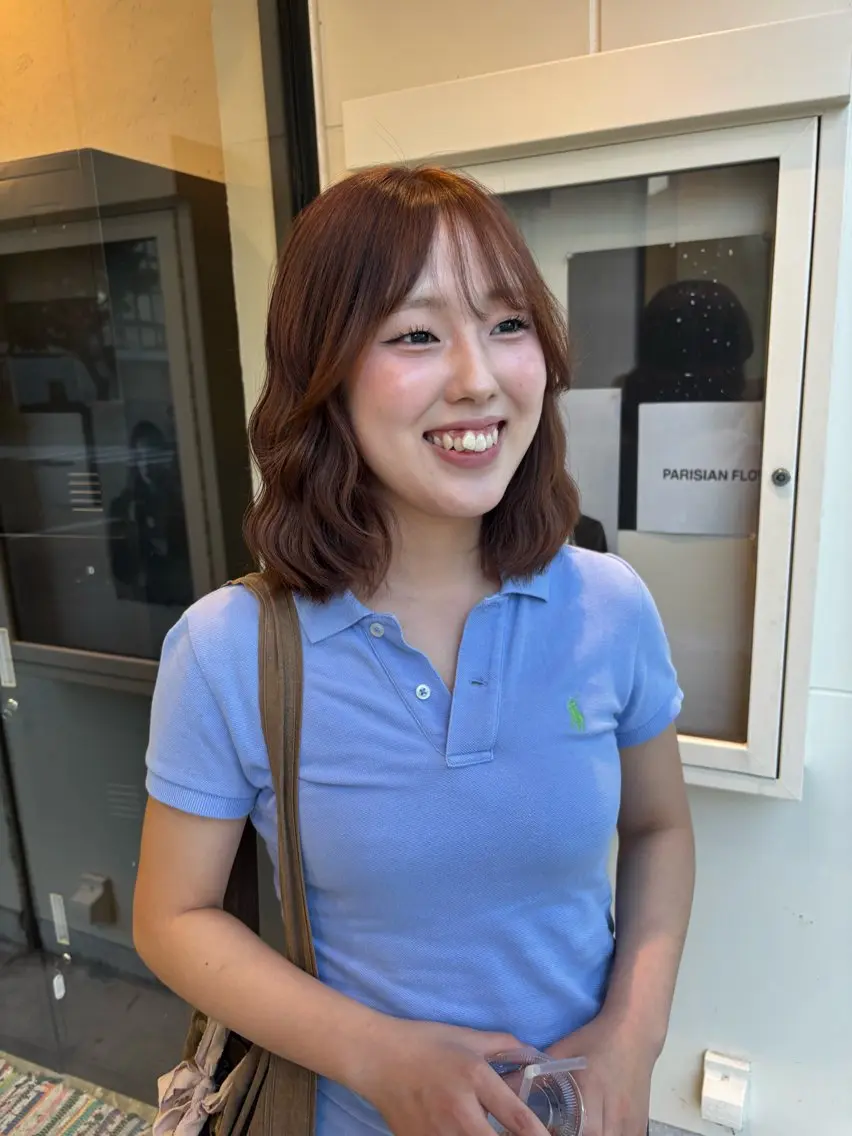ミディアム YUNA 👩🏼‍🦰のヘアスタイル