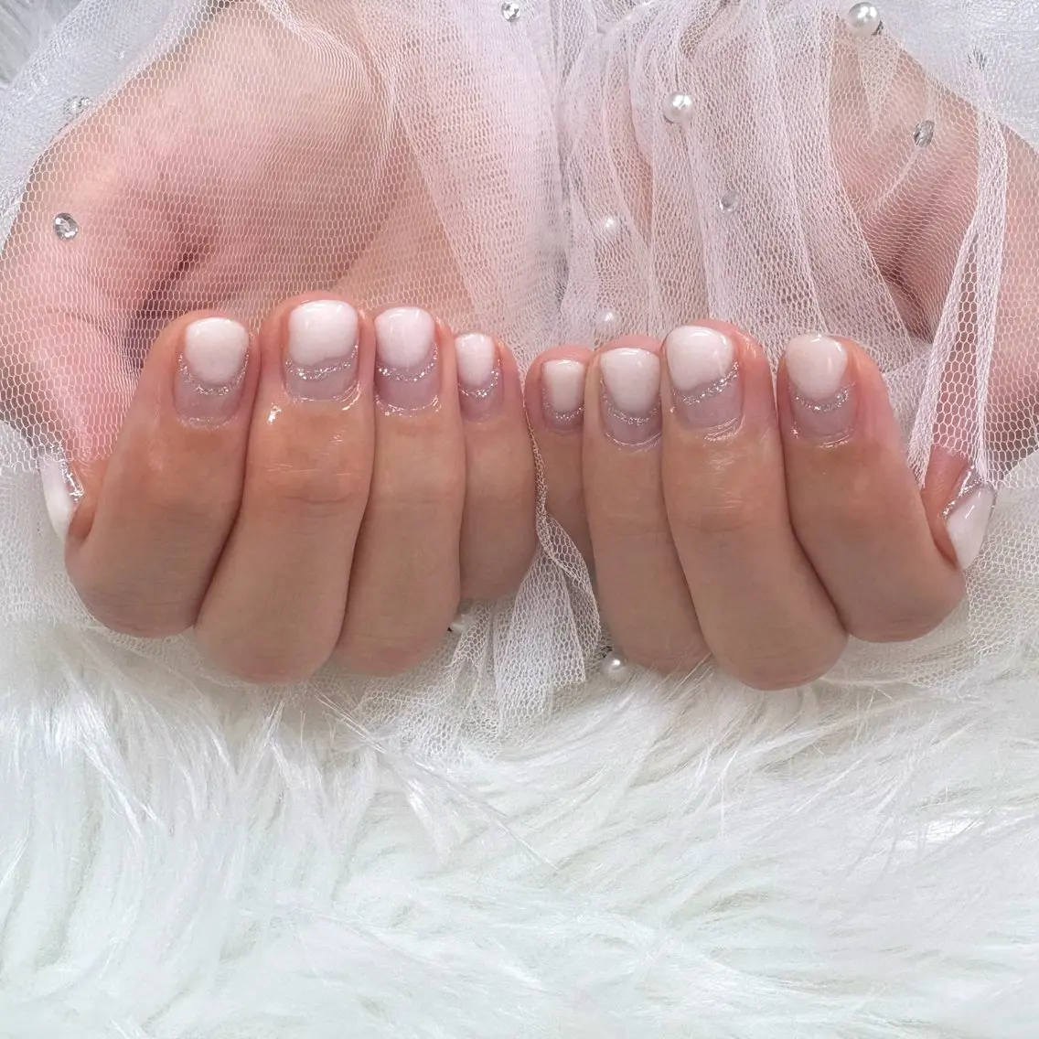 ネイル ニュアンスネイル ホワイト ハンドネイル SHINE nail salonのネイルデザイン