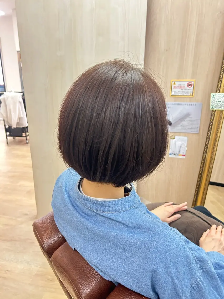 ショート カラー ボブ ショートヘア カット トリートメント イワサ カオリのヘアスタイル