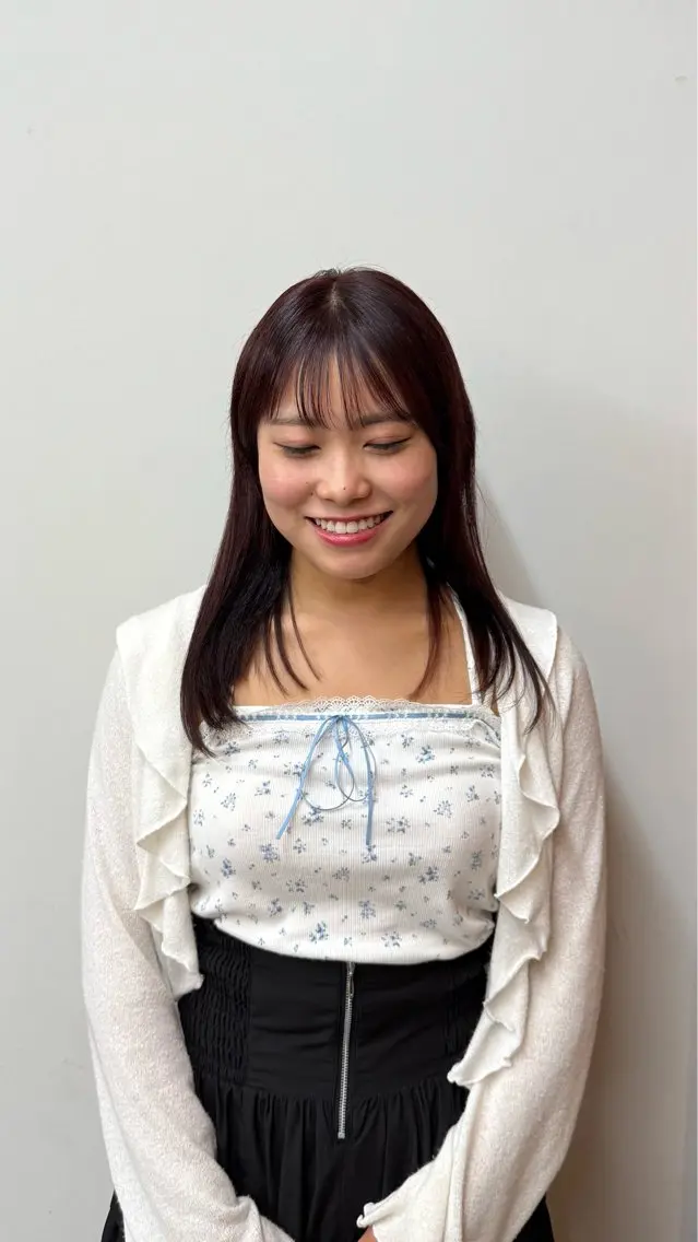 カラー DEPT 西川もかのヘアスタイル