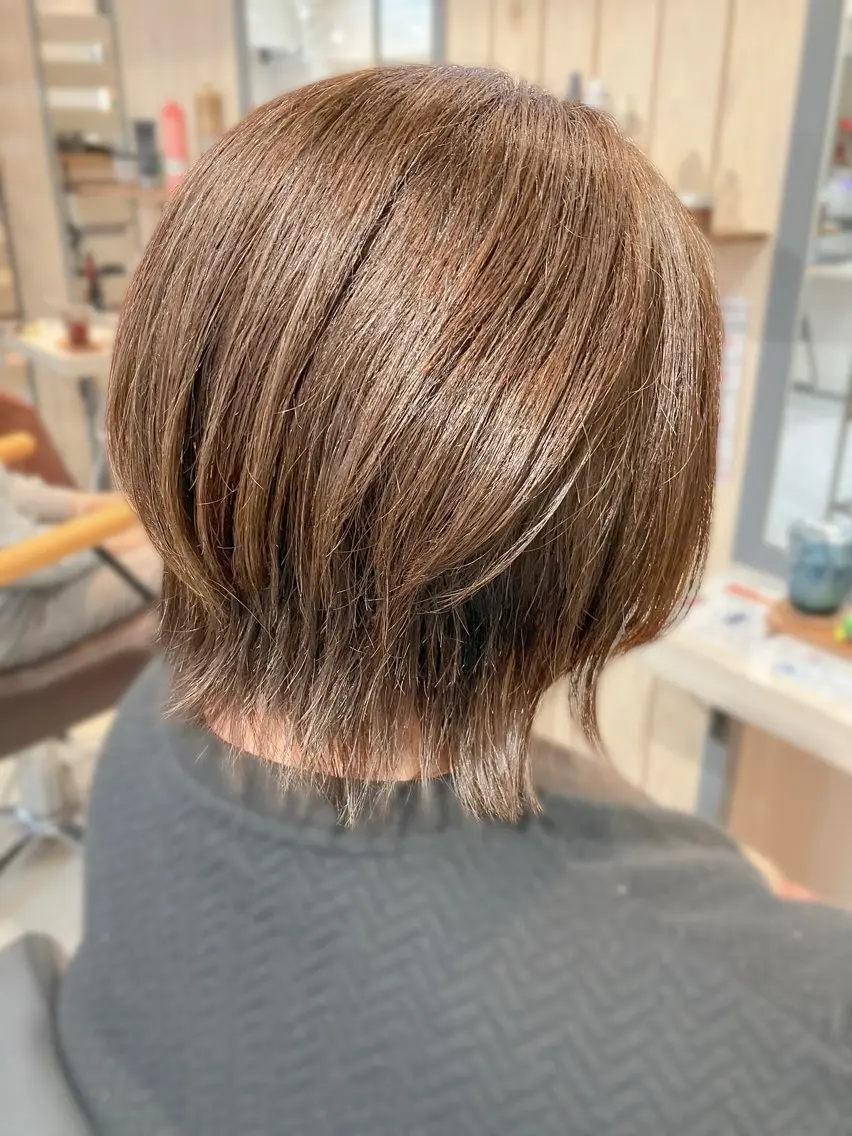 ミディアム カット ヘアカラー トリートメント ⭐️こもだ⭐️ ⭐RISEHAIR⭐のヘアスタイル