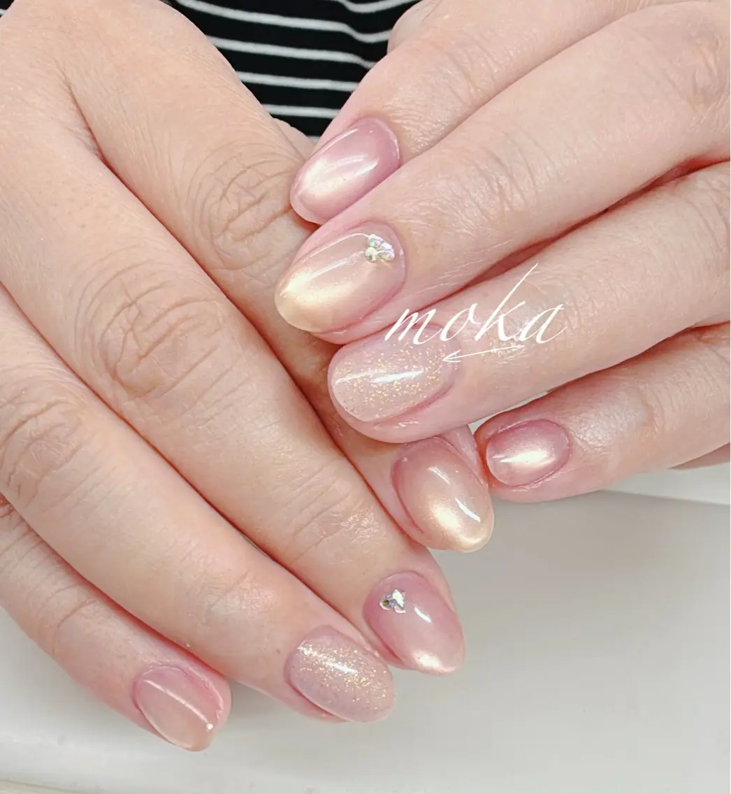 ネイル 胡蝶蘭レディースサロ ンNailMOKAのネイルデザイン