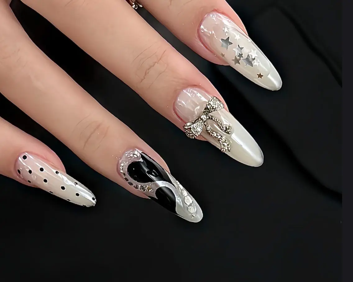 ネイル ハンドネイル エリ🫧 nail池袋東口のネイルデザイン