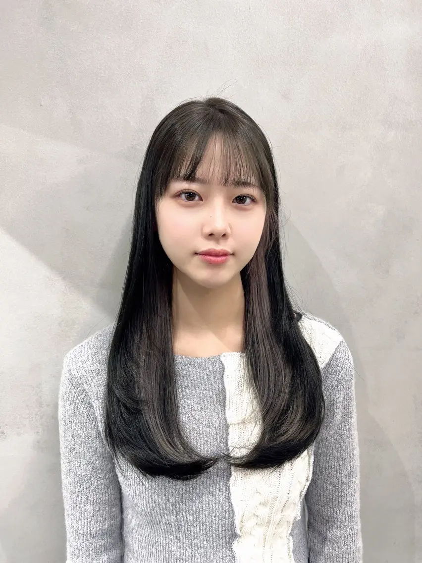 ロング カラー ヘアアレンジ グレージュ オリーブグレージュ オリーブグレー シルバー ヘアカラー トリートメント ヘッドスパ ヘアセット 大宮/山口 竣也のヘアスタイル