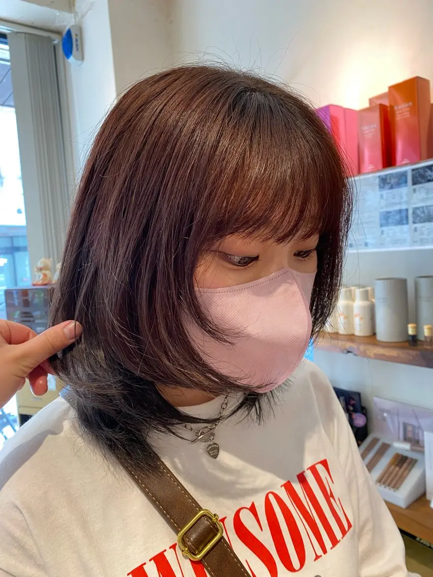 ミディアム カラー カット ヘアカラー ナチュラルヘア🫧 ナナミのヘアスタイル