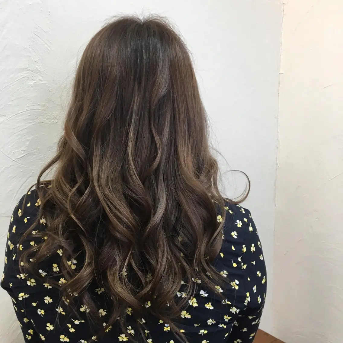 カラー ハイライトカラー garden HAIR 優月のヘアスタイル