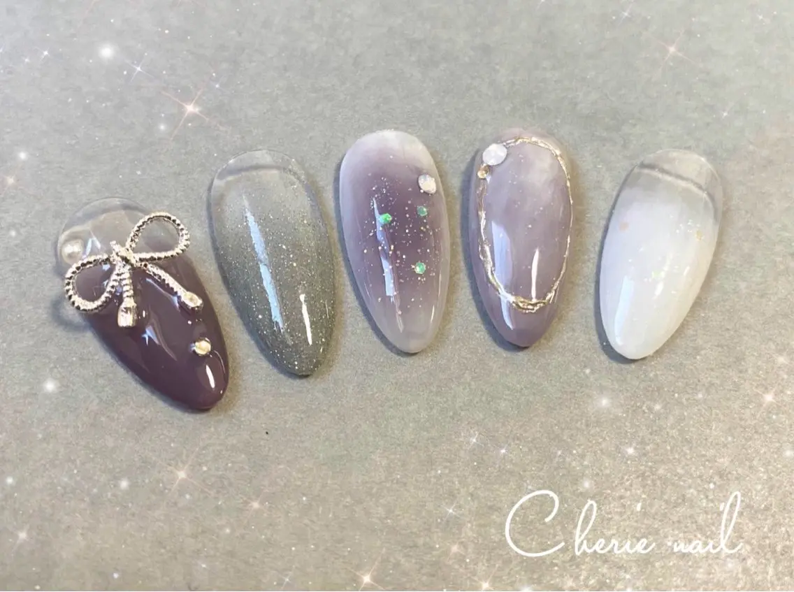 ネイル ジェルネイル ニュアンスネイル パープル リボン シルバー ハンドネイル Cherienail yunaのネイルデザイン