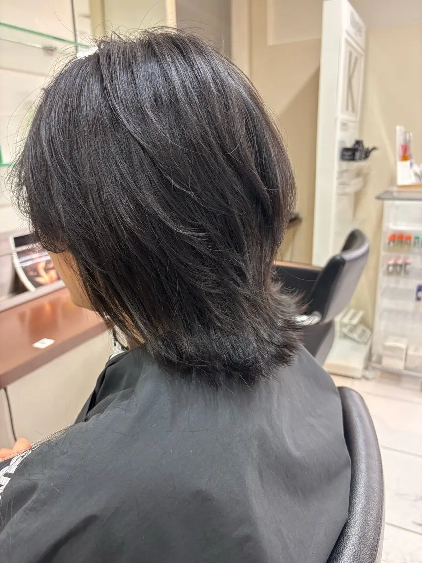 ミディアム ウルフカット TONI&GUY速寿 勇希のヘアスタイル
