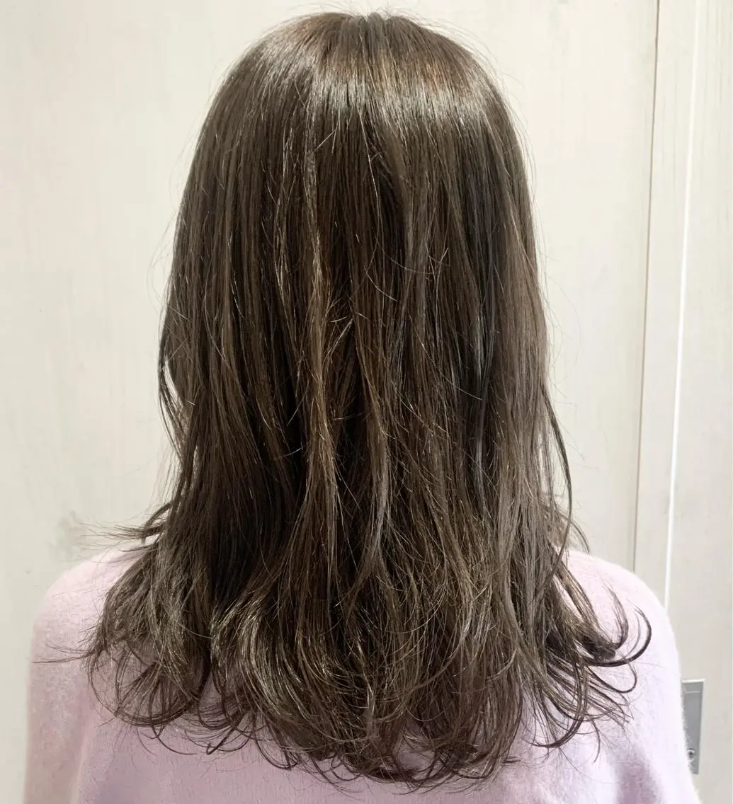 ロング カラー カット ヘアカラー トリートメント 明治神宮前 NANAMIのヘアスタイル