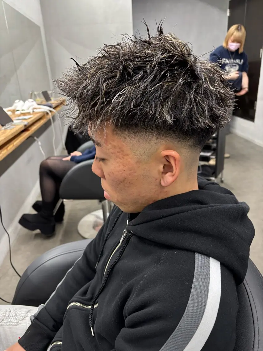 ショート パーマ メンズ カット ヘアカラー パーマ トリートメント メンズ支持率NO.1 マサキのヘアスタイル