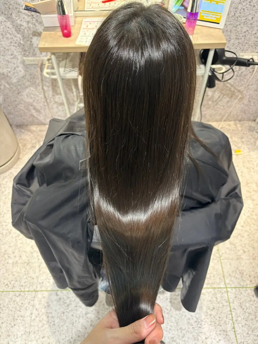 カラー ヘアカラー 関谷 勇気のヘアスタイル