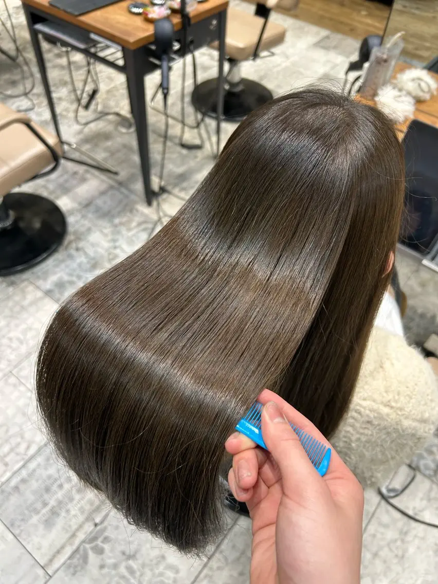 カラー ベージュカラー オリーブベージュ ヘアアレンジ /カラー和田茉日琉のヘアスタイル