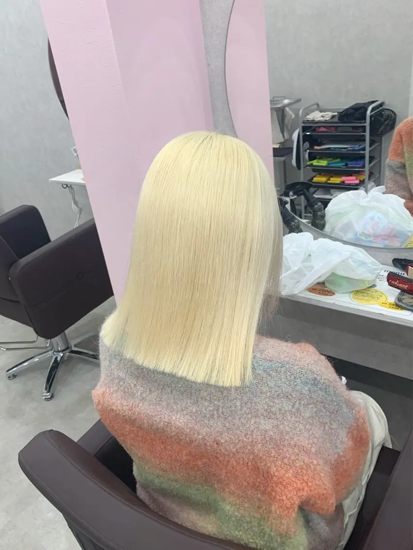 ミディアム カラー ヘアカラー トリートメント ヘッドスパ ハイトーン・ブリーチ ムラ修正 八須 錬のヘアスタイル