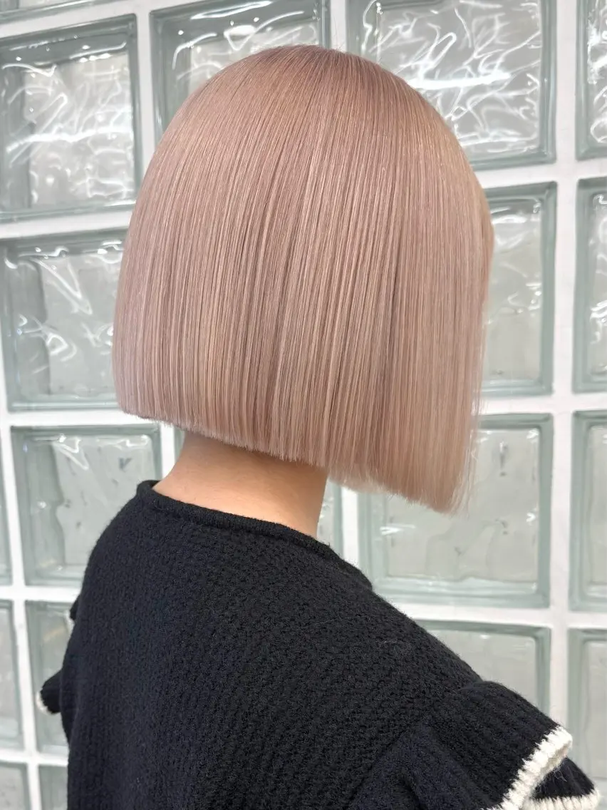 ミディアム カラー ヘアカラー ボブ/ショート⭐︎ カット無料⭐︎カレンのヘアスタイル