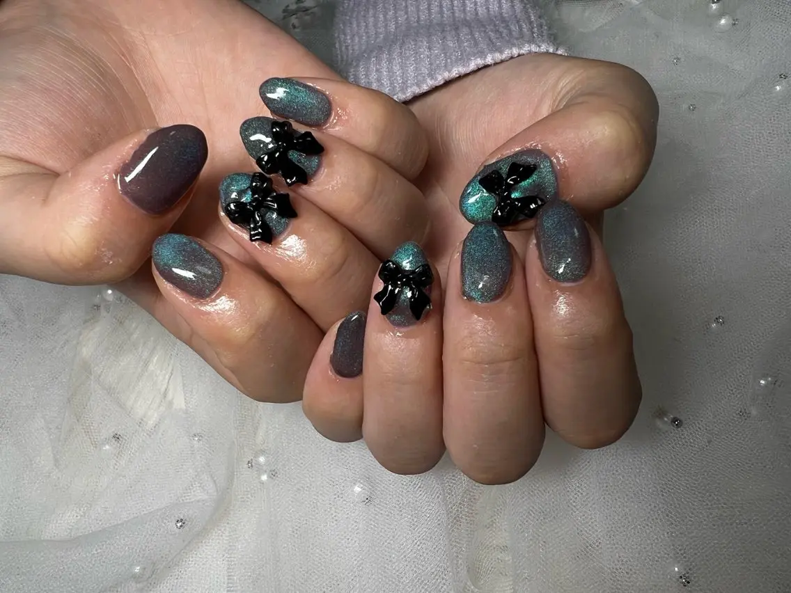 ネイル マグネットネイル リボン Mimi Nailのネイルデザイン