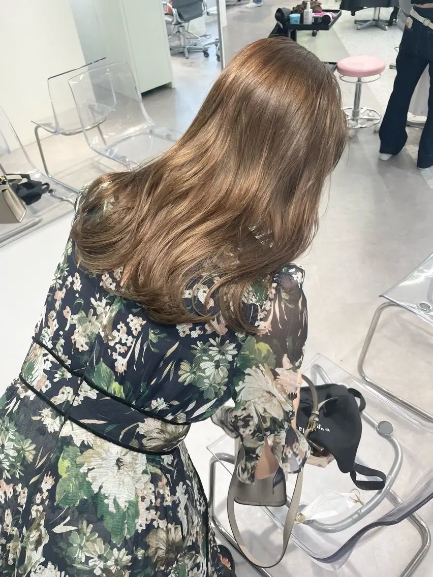 セミロング カラー ヘアカラー トリートメント 韓国ハッシュカット/ 新宿/髪質改善/岡崎のヘアスタイル