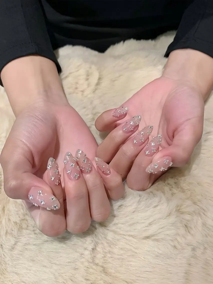 ネイル 長さ出し ジェルネイル ガーリー キラキラネイル 韓国ネイル ハンドネイル Kaki ちゃんのネイルデザイン