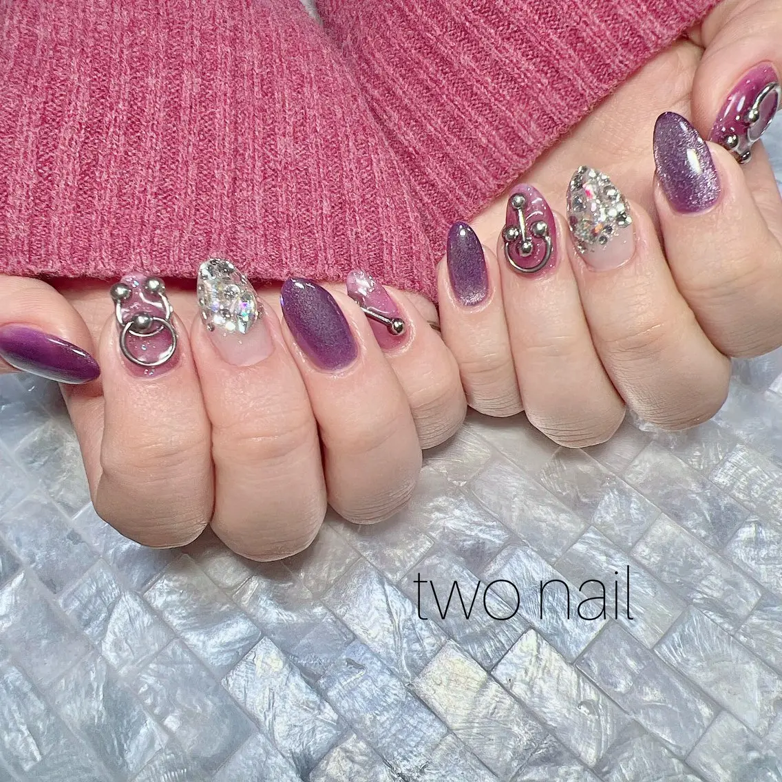ネイル アートネイル キラキラネイル 持ち込み ネイルチップ ホワイト ハンドネイル two nailのネイルデザイン