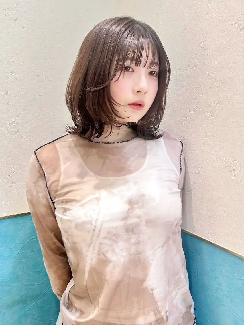 ミディアム カット ヘアカラー トリートメント 🍎大人可愛い小顔 ボブ🍏shioのヘアスタイル