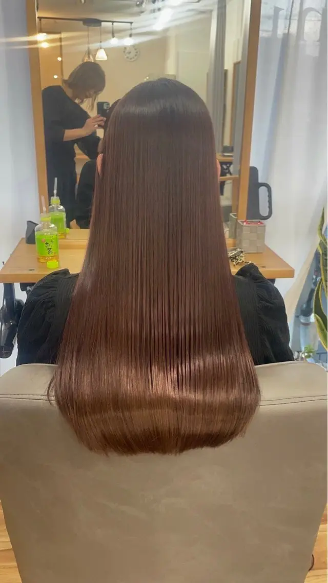 カラー ベージュカラー ブリーチ ブラウンカラー ブリーチなしカラー ヘアカラー Mint セイナのヘアスタイル