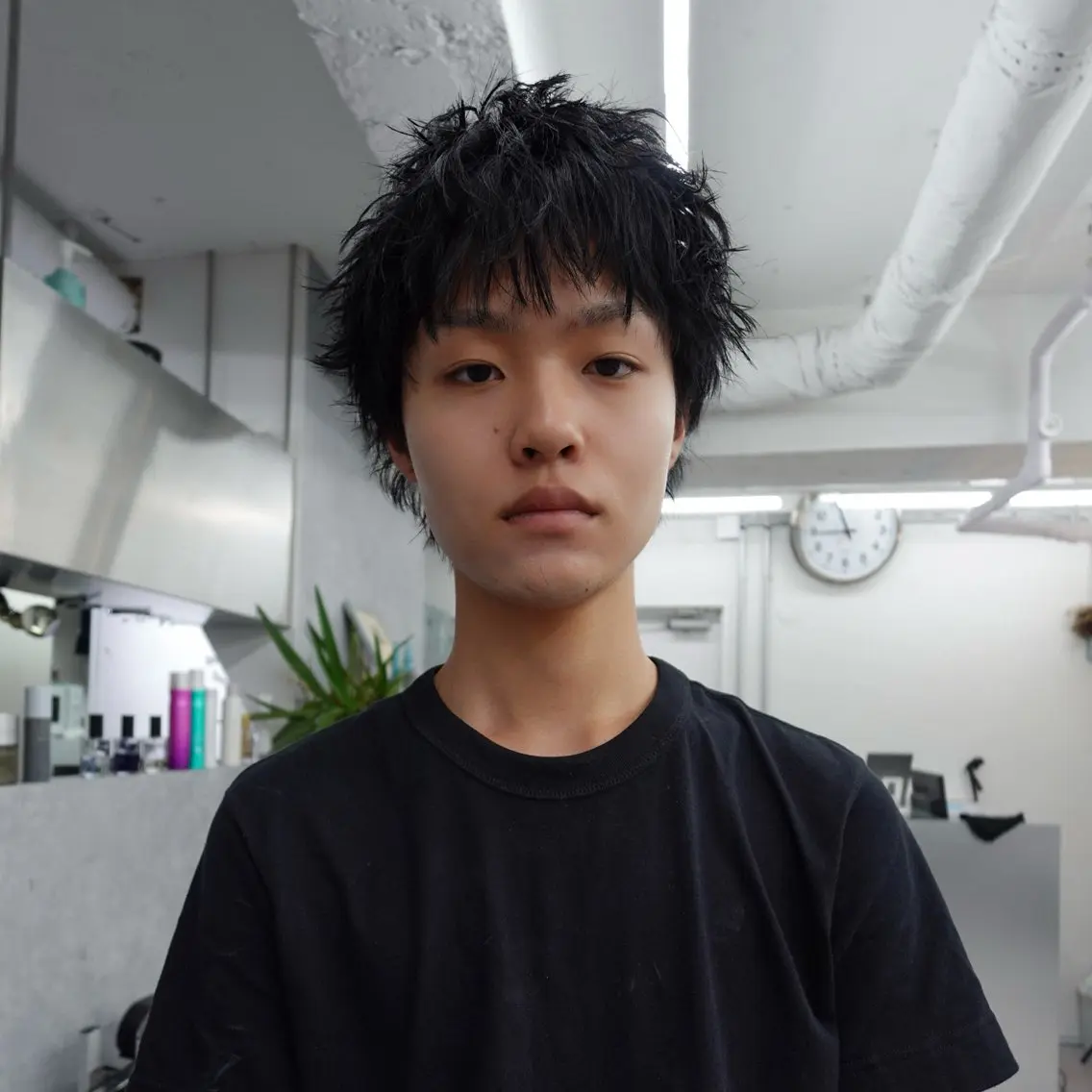 カラー メンズ ヘアカラー ヘアセット アクティブショート／ メンズブリーチカラーのヘアスタイル