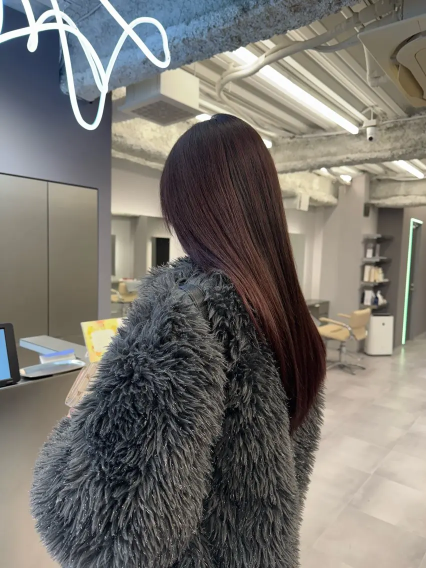 ロング カラー バレイヤージュ ベージュカラー ブリーチ ブロンド ケアブリーチ ほの /縮毛矯正 /メンズ/カラーのヘアスタイル