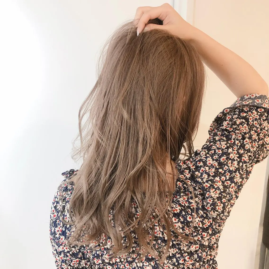 ロング 🍀ブリーチ/艶カラ ー🍀 コイケのヘアスタイル
