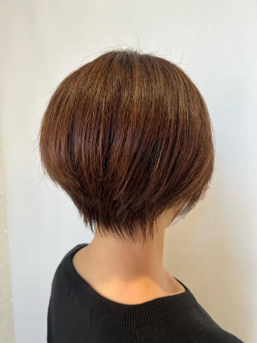 ショート カラー くびれヘア ショートヘア QUATRO ほたかのヘアスタイル