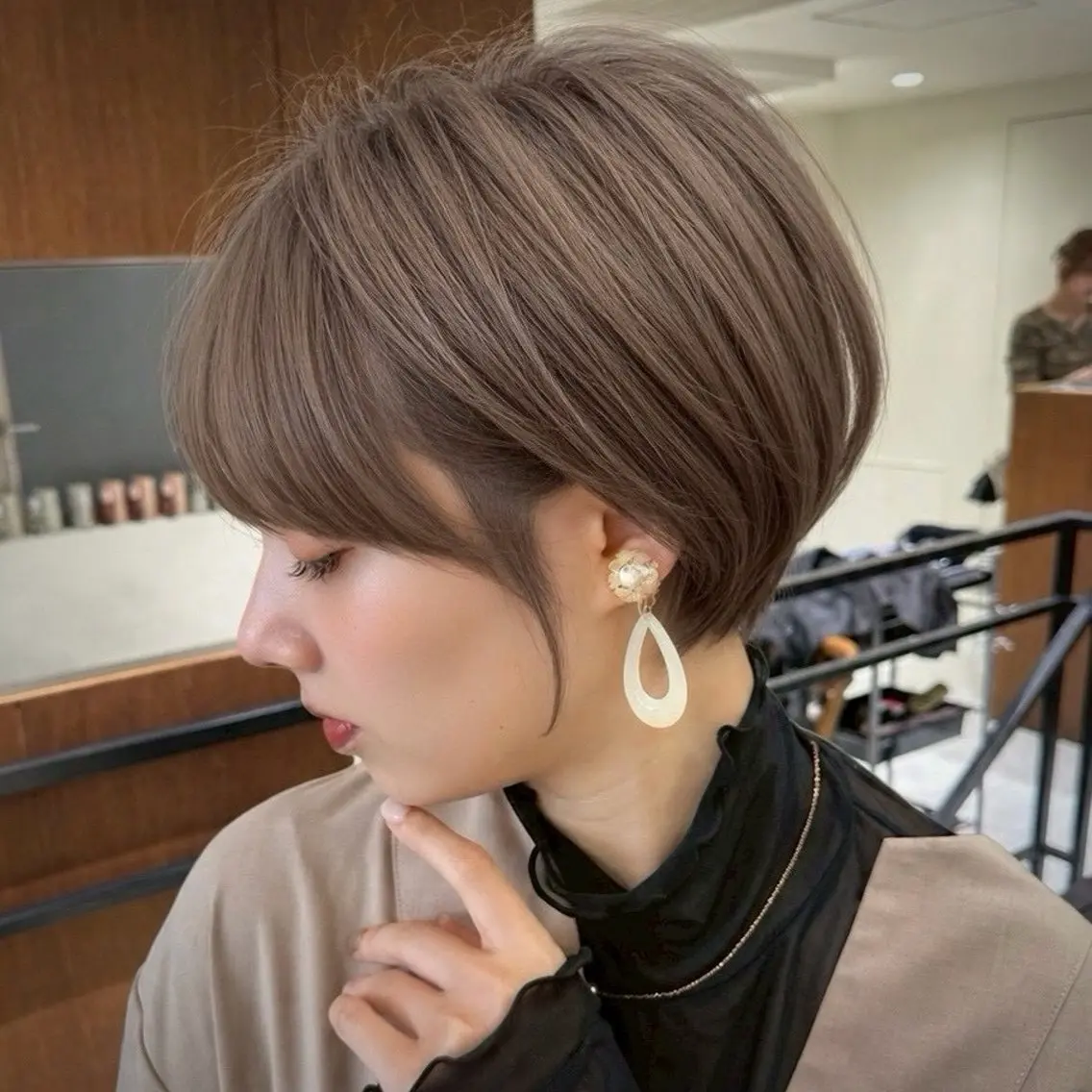 ショート カラー ショートボブ 透明感カラー ボブ 似合わせカット ショートヘア 内大久保 列夏のヘアスタイル