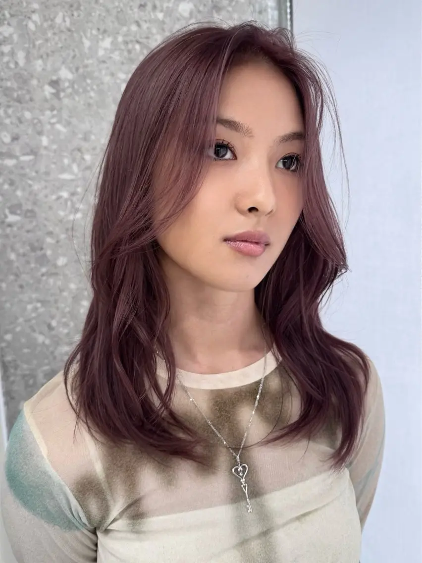 セミロング カラー ブリーチ グレージュ ハイトーンカラー ラベンダーカラー ラベンダーグレージュ カット ヘアカラー トリートメント 失敗しないハイトーン ✨ミルクティー/ミワのヘアスタイル
